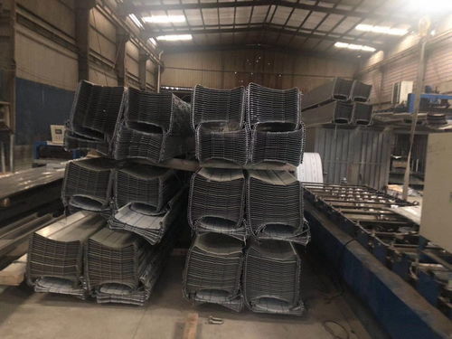 工廠直銷建材 0.8mm厚65/330/430型鋁鎂錳板金屬屋面建筑材料的全方位解析